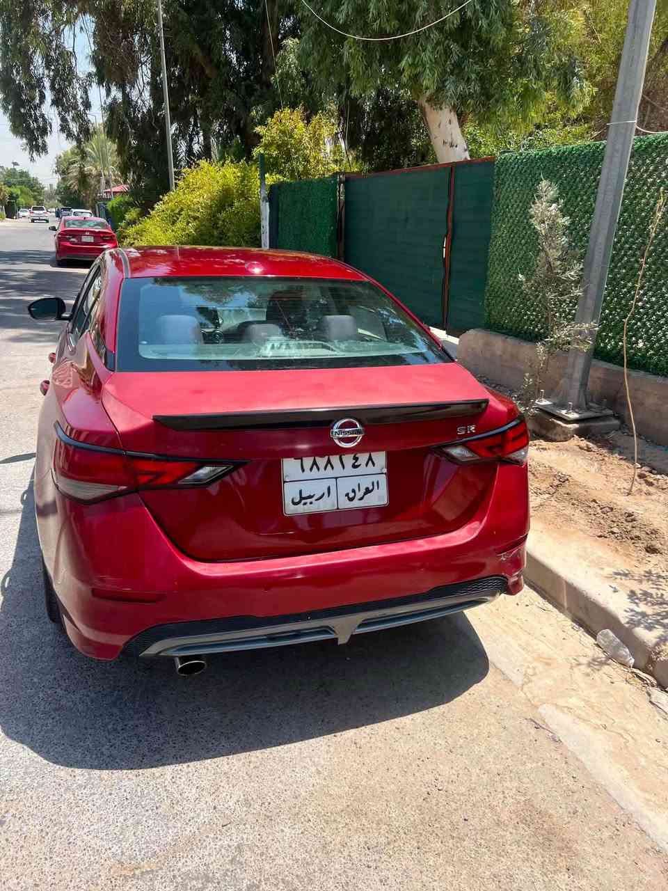 السلام عليكم 
نيسان سينترا sr موديل ٢٠٢٠ 
ماشيه ٥١،٠٠٠ 
مواصفات نص فول 
رادارت امامي خلفي كاميرا وحساسات خلفيه توقف ذاتي تحديد مسار 
سياره بدون ايرباك بيها صبغ فقط الصندوك وجارد يرادله صبغ وصور الحادث بالمنشور 
السعر١٣٢ وبيها مجال 
*********** بغداد, العراق
