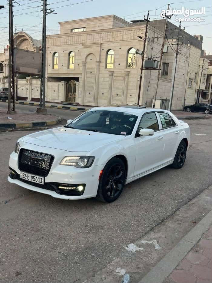 السلام وعليكم
أوباما هارلم 2023 كفالة عامة من كلشي ومغلفة ppf
300s فول مواصفات
ماشية 40 ميل 
سيارة فول مواصفات وجديده تجي بعينك وتشوف ما ناقصها برغي سواء طخم تايرات أو حداديه 
كفالة مكينه وكير واصلاً نفولها بس بانزين محسن
مكان السياره البصرة
***********
السعر 375 بي مجال قليل جداً
