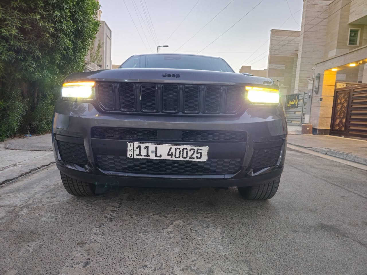 للبيع جيب كراند شيروكي ٢٠٢٣ 
فول مواصفات 
ماشي ٦٠ الف كيلو 
***********
السعر ٢٦٥ ورقه قفل
