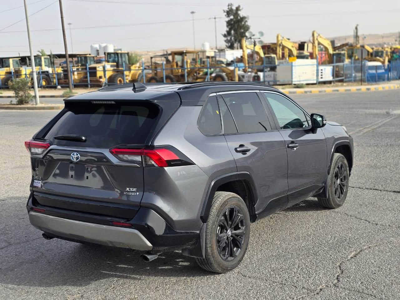 𝐓𝐎𝐘𝐎𝐓𝐀 𝐑𝐀V4 HYBRID
تويوتا رافــــ4 موديل 2023هايبرد

اللون : نفطي 

عداد المسافة : موضح بلصور

حجم المحرك : 2.5L ( 4.سلندر ) 

ملاحظة السيارة : فقط جاملغ مبدل جه السايق السياره بدون يرباك مرقم كركوك

المواصفات : xse

فتحة سقف 

كيج الكتروني 

شاشة كبير لمس

كاميرا

‏ابواب  بصمة

‏‎بصمة تشغيل 

شتغيل عن بعد (𝐑𝐄𝐌𝐎𝐓𝐄 𝐒𝐓𝐀𝐑𝐓)

هاند بريك بصمة

اوتو هولد (𝐀𝐔𝐓𝐎 𝐇𝐎𝐋𝐃)         

اوتو ستارات (𝐀𝐔𝐓𝐎 𝐒𝐓𝐀𝐑𝐓)

اوتو ستوب (𝐀𝐔𝐓𝐎 𝐒𝐓𝐎𝐏)

رادار امامي (تحديد مسار)

‏‎رادار جانبي (نقاط عمياء)

‏‎رادار خلفي (التحذير من الاصطدام)

‏‎حساسات امامي

‏‎حساسات جانبي 

‏‎حساسات خلفي 

نظام (𝐄𝐂𝐎)

نظام (𝐍𝐎𝐑𝐌𝐀𝐋)

نظام (𝐒𝐏𝐎𝐑𝐓)

نظام (𝐒𝐍𝐎𝐖)

نظام (𝐌𝐔𝐃 & 𝐒𝐀𝐍𝐃)

نظام (𝐑𝐎𝐂𝐊 & 𝐃𝐈𝐑𝐓)

تحكيم ستيرين

استيرن هيتر

كشنات كهربايي 

كشنات هيتر

تبريد لمس

تبريد مركزي

صندوق كهربائي

لايتات (𝐋𝐄𝐃) ليد عدسة زينون 

بلاجكتور (𝐋𝐄𝐃) ليد 

بكلايتات (𝐋𝐄𝐃) بيلادي

ويل كروم

السعر 24،000$ 
 ‏

☎️ ***********

عنوان📍كركوك الزاب

نص مكتوب في الصور:
- 12050642 - 09/24/2024 IAA Holdings, LLC