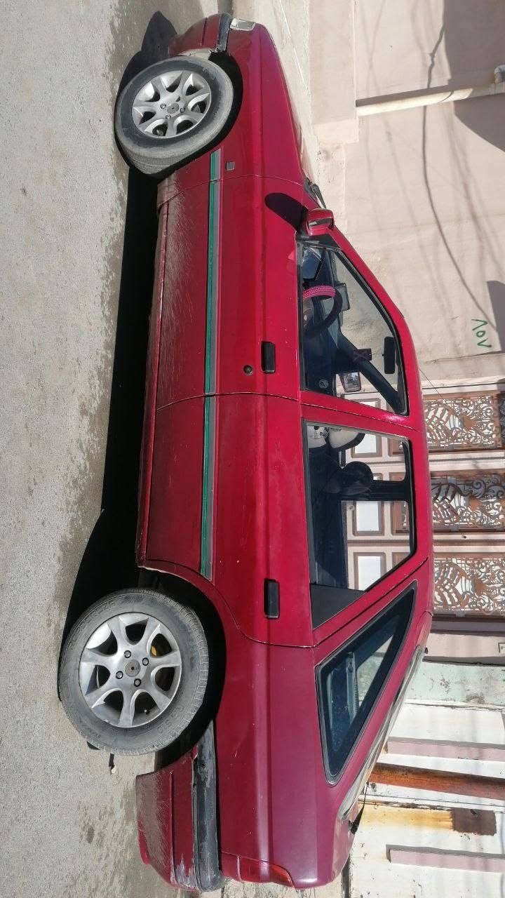 السلام عليكم 
*فورد سكورت موديل 1991
*كير عادي
*كاربون بانزين إلكتروني
 *وكاله مني (عامة مطلقة)،وتحويل من الشرعي 
*سنويه خضرة بيها واجهه وكاملة وقرصها موجود بالمرور غرامات صفر كمرك صفر.
*ينرادلها شويه تريتب. السيارة كير محرك كلو نظيف ترايك وين ما تريد لايت بس واحد عندي مكسور إشارات ماسحات شاشة لمس حديثه كلو شغال. 

#السعر 12
#الشراي يتصل عالرقم أو يتواصل عالخاص
( *********** )
#موصل الأيسر

