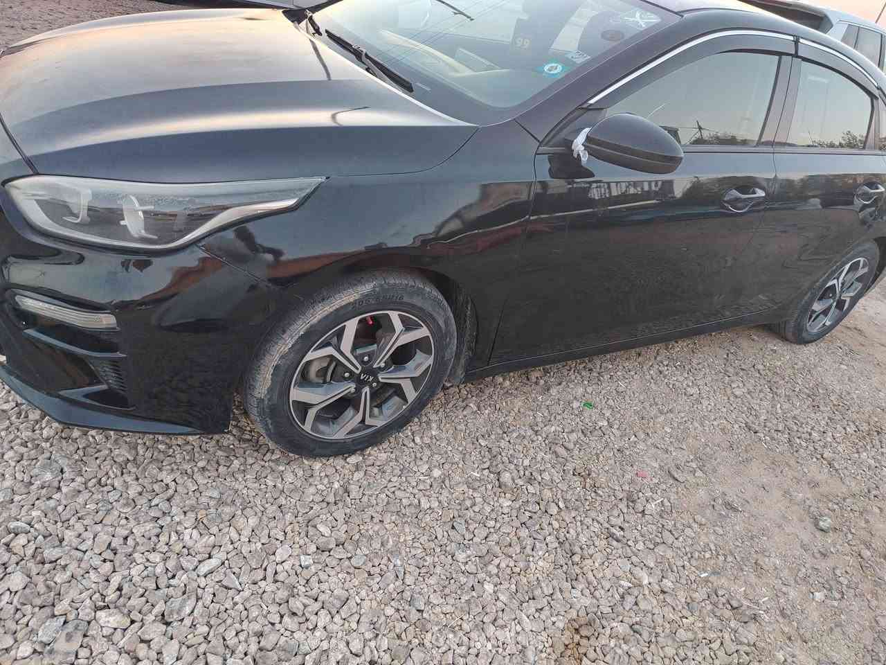 فورتي 19  مثنى حرة مداور ثاني يوم
سونار مع صور

سياره اي نقص مابيها

مواصفات كما موضح بالصور

السعر 115

الاستفسار *********** واتساب
