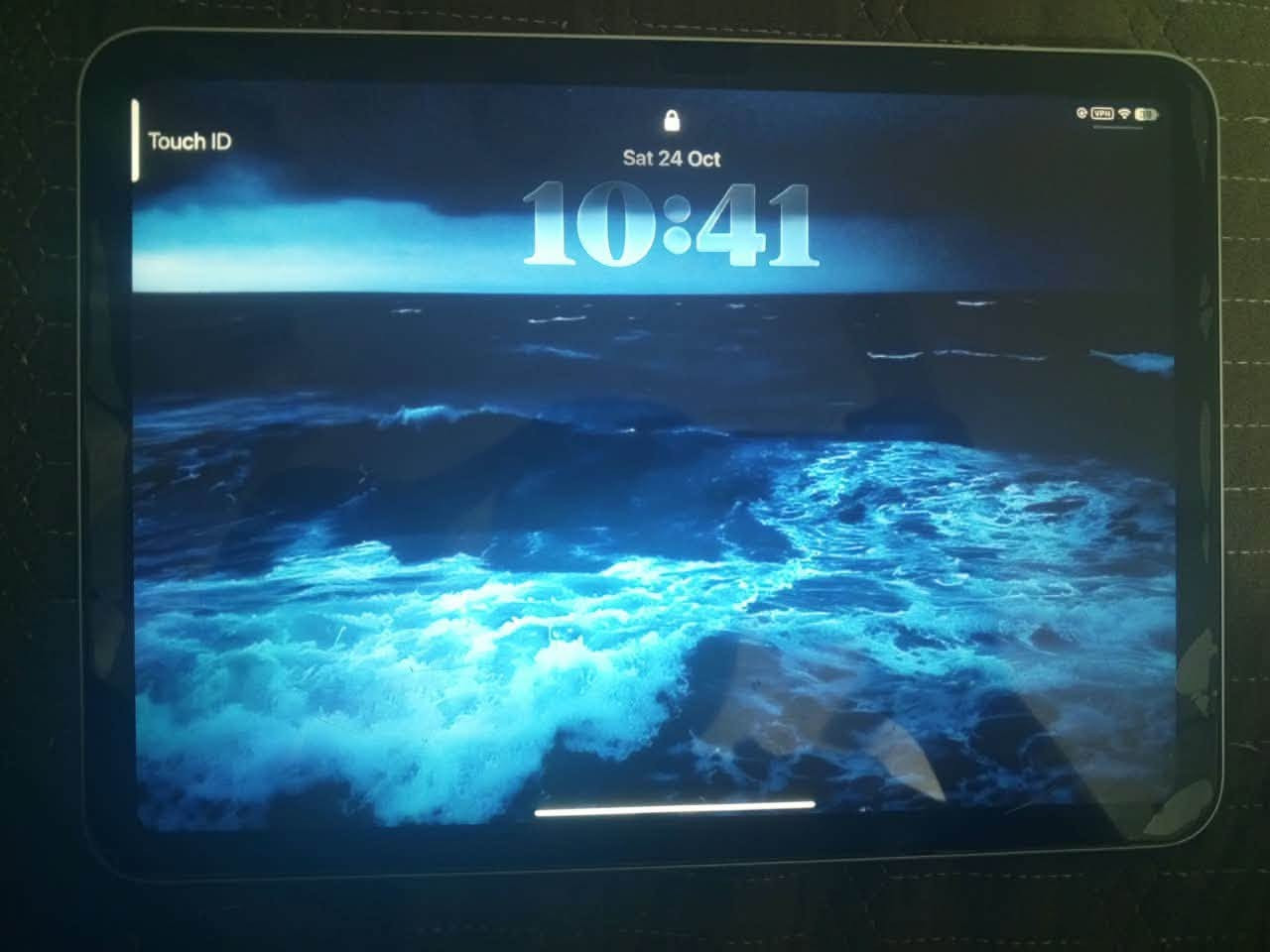ايباد 11 • ١٢٨ • بطارية ٩٣