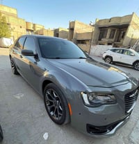 كرايسلر ٣٠٠ محرك ٦سلندر  موديل ٢٠١٨  تحويل بسم المشتري دخول جديد ضباط ...