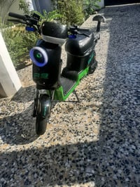 دراجه كهربائية R9 الدراجه جديده ونضيفه 5بطاريات نولي07734516758