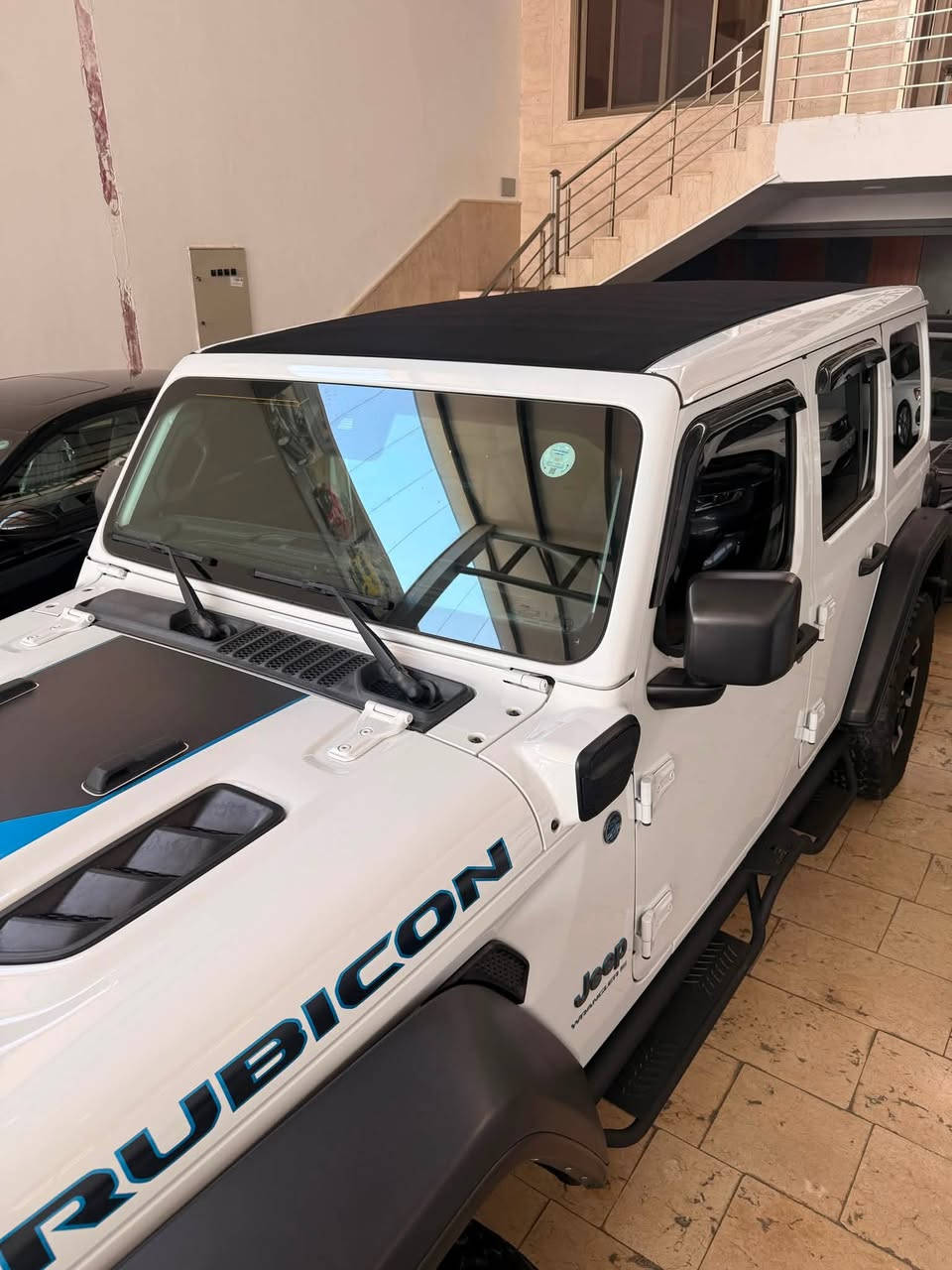 2024 JEEP WRANGLER, RUBICON 4XE
السيارة بدون صبغ 
سقف بانوراما 
ماشية / 28.000mi
السعر / 35.000$
الهاتف / ***********
رقم الشاصي موجود ويا الصور
