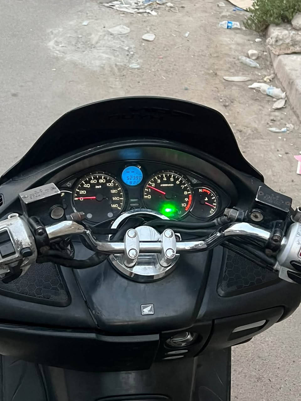 فورزه 0️⃣ 9️⃣ كرستال
جاهزه دراجه مكينه ناعمه
كهربائيات شغاله مكاني بغداد 
*********** السعر مليون وميه

