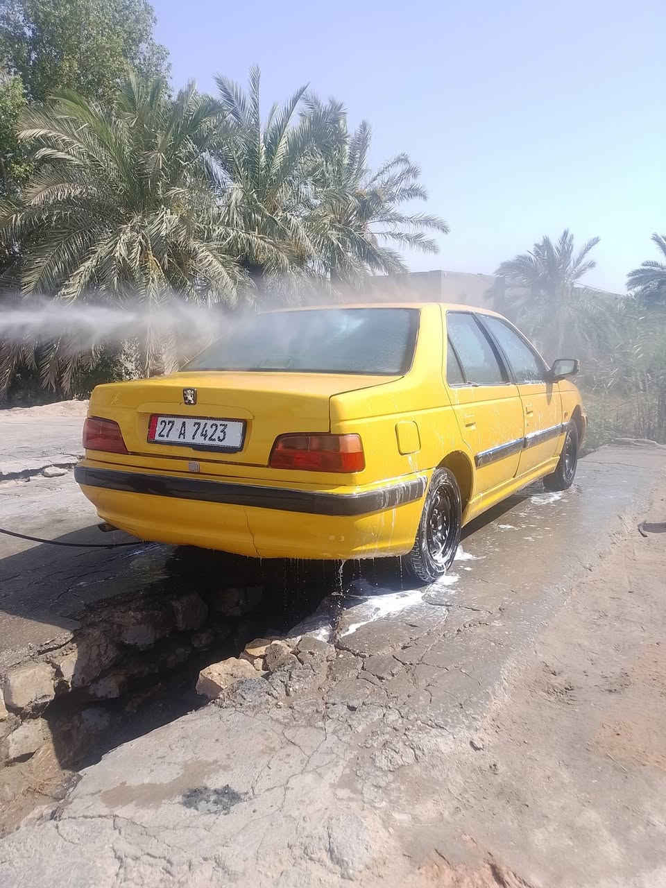 السلام عليكم سياره للبيع بيجو باص موديل 13 سياره بيها ضعف بس ماكينه خيط بخار السعر 33 ابيها مجال للشراي هذا رقم الهاتف ***********
