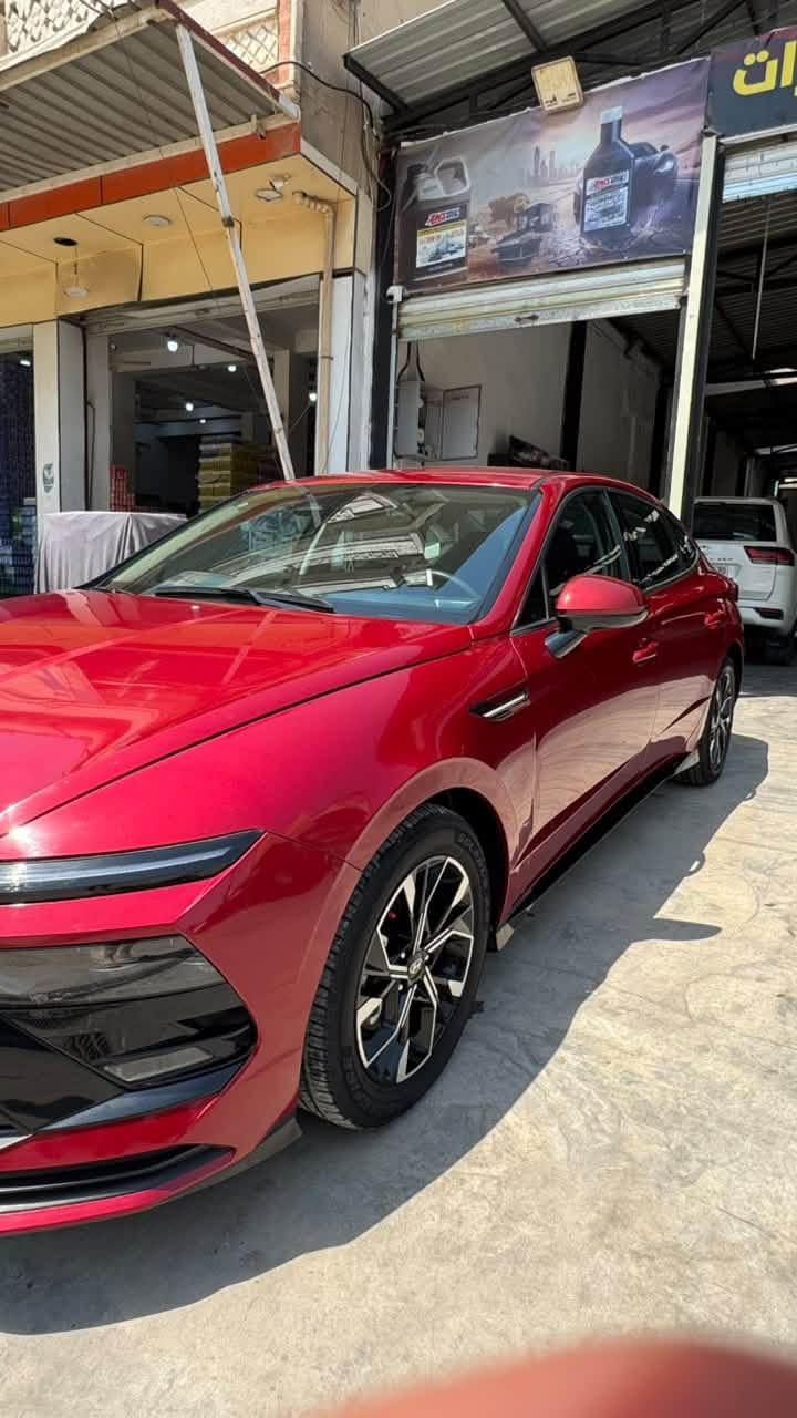 السلام عليكم 

هونداي (سوناتا )
موديل 2024 
ماشيه34 mi
مواصفات ل SEL المعروفه 
تجي فول مواصفات ماعدا الفتحه والكشنات الجلد 
الحادث جاملغ وبنيد( بدون دواخل لا شواصي لا لغود حته الراديتر الاصليه مالتها ) السونار مرفق مع الصور
(بدون ايرباك )ولا كلوب بلدشبول
السياره جاهزه من كلشي بدون نقص 
بدون رقم تترقم جميع المحافظات 
مكان السياره حله شارع 60

***********‏

