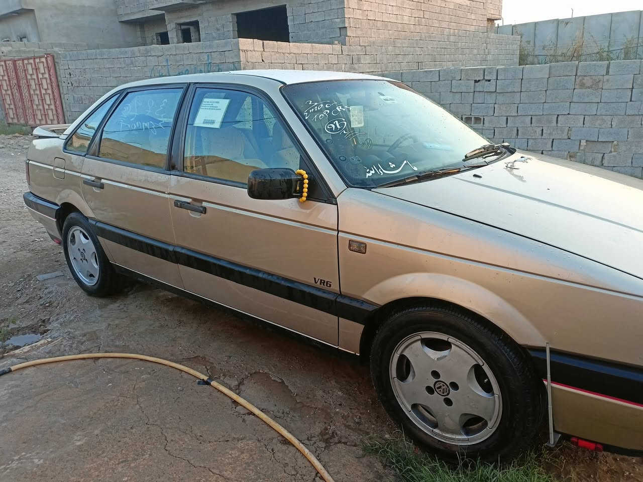 باصات للبيع سنويه جديد كير محرك صدر كله شرط صبغ بلادي دفتر بانزين بيها سعر 38 بی مجال رقم موبايل ***********
