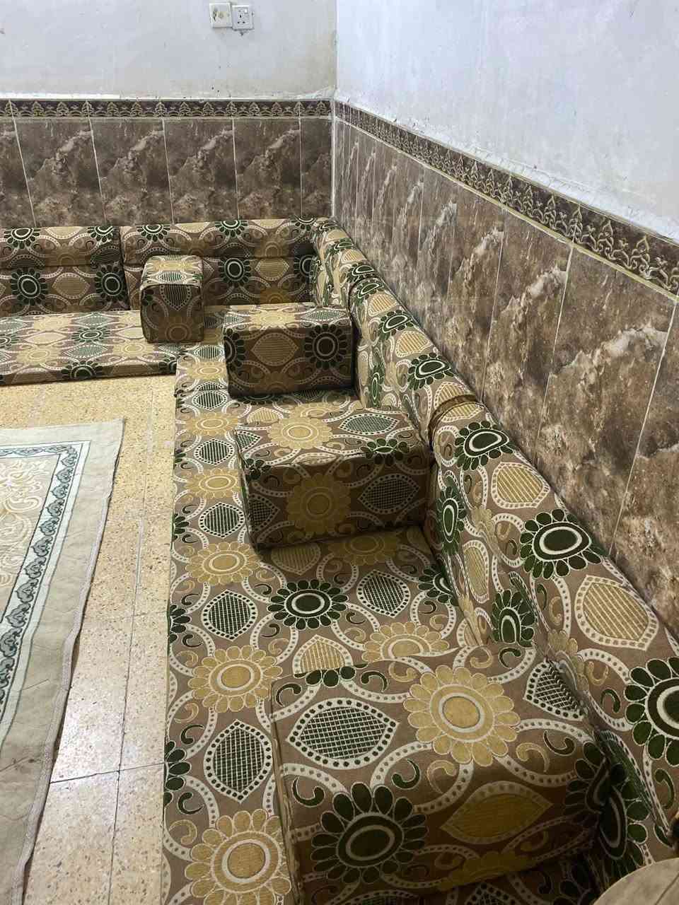 ديوان بعده جديد مستخدم شهر واحد ٢٠٠ الف بي مجال قليل ***********
