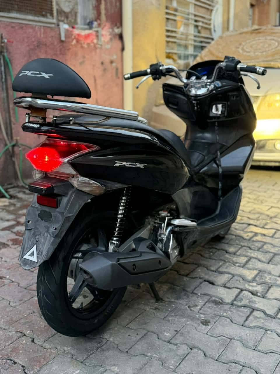 سلام عليكم....
دراجة (PSX)...(جيل الاول)  
🛵للبيع  
دراجة شلعه معدل كهربائيات كلهه شغاله 
دراجة جديده  بلادية
أي نقص مابيهة دراجه مكفوله كفاله عامه بشرط علفحص اذا برغي مفتوح ترجع دراجة مال جناي 
جيب فيتر وتعال افحص مستعجل على بيعتهه السعر مليون و350
العنوان بغداد  الكرخ  الاستفسار الاتصال على الرقم 📞***********
