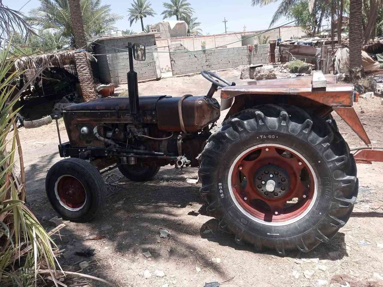 السلام عليكم للبيع عنتر موديل ٨٧ مكينة رقم نجف الماني سنويه اله ٢٨ شرط التحويل  جديدة كير ومحرك وأكسل وجهاز هودرليك مكفولات ثكالات امامي ستيرن باور نكره سلف مكينة جديدة خير من الله اي نقص ما بيه  السعر ٧٢٥٠ وبيه مجال العنوان نجف الحيدريه خان النص ***********/ ***********

