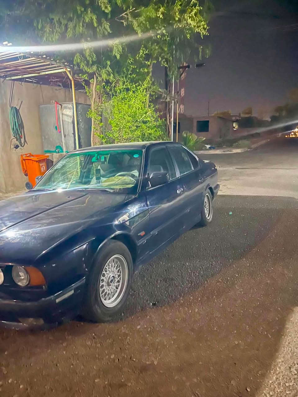 بي إم 525 بلادي موديل 1990 تبريد شغال سعر 55$ بي مجال سياره جاهزه. او حلوه 
رقم موبايل *********** كركوك, العراق
