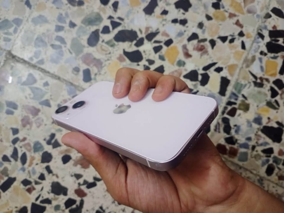 آيفون ١٣ عادي

ححبيبى الجهاز كلش نضيف بس بي هاذني ضربتين وشاشه



مبدله بس اصليه بطاريه 75لا مبدله ولا مرفوعه والذاكره ١٢٨ فيس ايدي شغال كلشي شغال والسعر



٣٥٠ وبي مجال عندك استفسارع هاذه الرقمي



***********مكاني بغداد بلديات