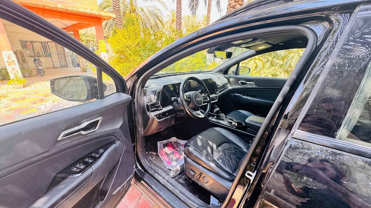 🚘 للبيع كيا سبورتج X-Line موديل 2024 - دخول جديد 🚘
✔️ لون أسود
✔️ داخل جلد
✔️ حادث جانبي
✔️ ماشية 78 ألف كم
✔️ شاشة كبيرة
✔️ تدفئة للمقاعد
✔️ رادار أمامي وخلفي
✔️ رقم أربيل الجديد
✔️ هزة وسنوية جديدة

مكان السيارة بعقوبة ديالى 

سيارة نظيفة ومواصفات مميزة وجاهزة للاستخدام.

📞 للاستفسار ***********
***********
