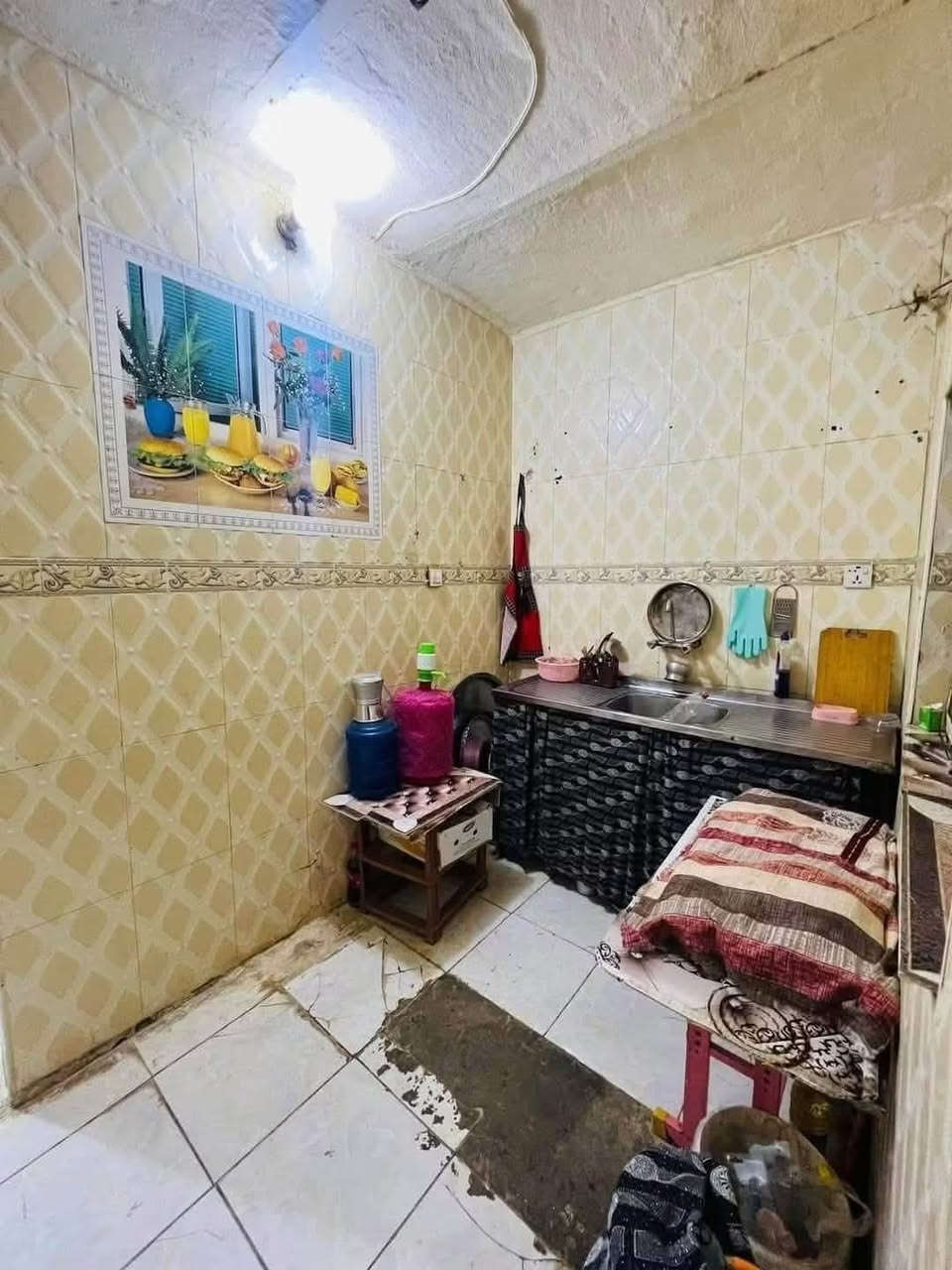 دار  للبيع 47 متر .. طابو صرف

حي ميسان .. قطاع 35 ... شارع 10

يحتوي على طابقين

الطابق الاول : غرفة .. وصالة .. ومطبخ .. ومكشوفة
وصحيات داخلية وخارجية .. وطارمة

الطابق الثاني : غرفة .. وصالة

السعر 55 مع المجال .....A

للأستفسار *********** واتساب أيضاً موجود
