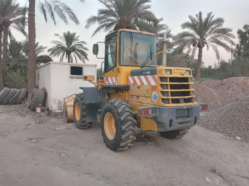 شفل كوماتسو حجم 100 موديل 2015 بدون رقم اي استفسار ***********
