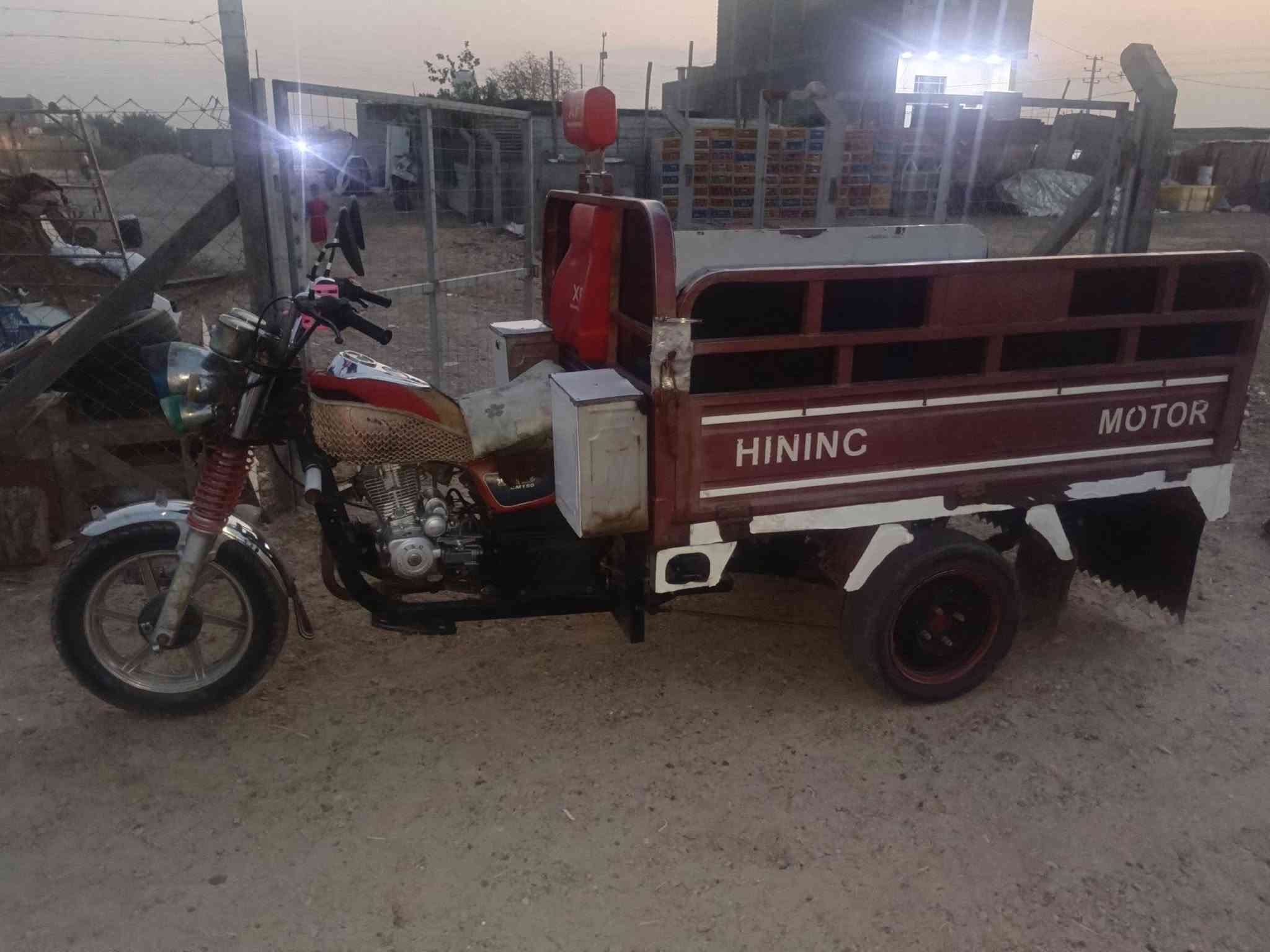ستوته موديل 2020نظيفه بيها منفيس سعر1600مكان فلوجه ***********
