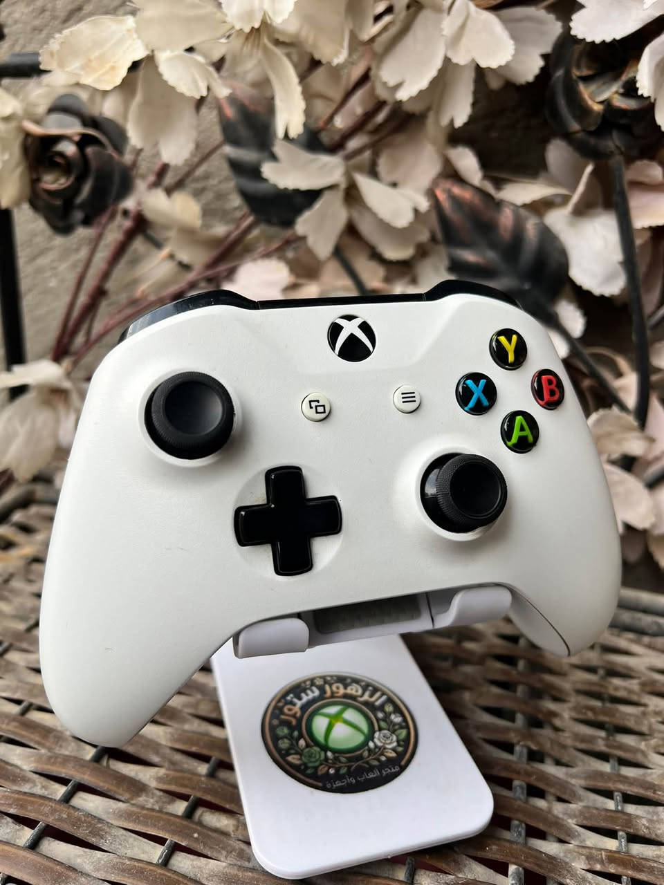 Xbox One S • ٥٠٠جيجا • جوستك