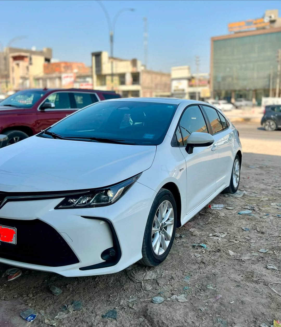 السلام عليكم

كورلا هايبرد 2025 الشكل الخليجي 

السياره فول 1/1 جديده ماشيه 4000 

السياره فول 

بصمه 

سلايت

قطعتين تبريد 

كامره خلفيه

شاشه جبيره 

ويل 16 

لد امامي 

لايت زنون 

فول تحكم استيرن 

محرك 1800

رقم بغداد دولي 

السياره جديده زيرو ومكفوله 

رقم ***********

سعرهه 155 وبيهه مجال حك الجيه

