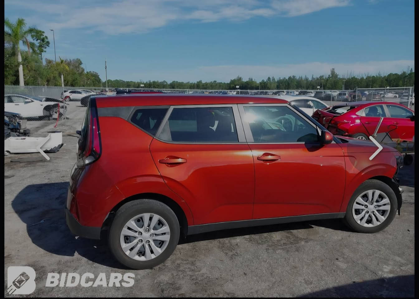 السلام عليكم
للبيع 2023 KIA SOUL LX بدون ايرباك فقط جاملغ السايق بي بارد شبر سياره مكفوله كله وضع شركه را در تثبیت سرعه سياقه ذاتيه تحكم استيرن جهتين محرك دوش 2000 السعر 160$ العنوان بابل رقم هاتف ***********
