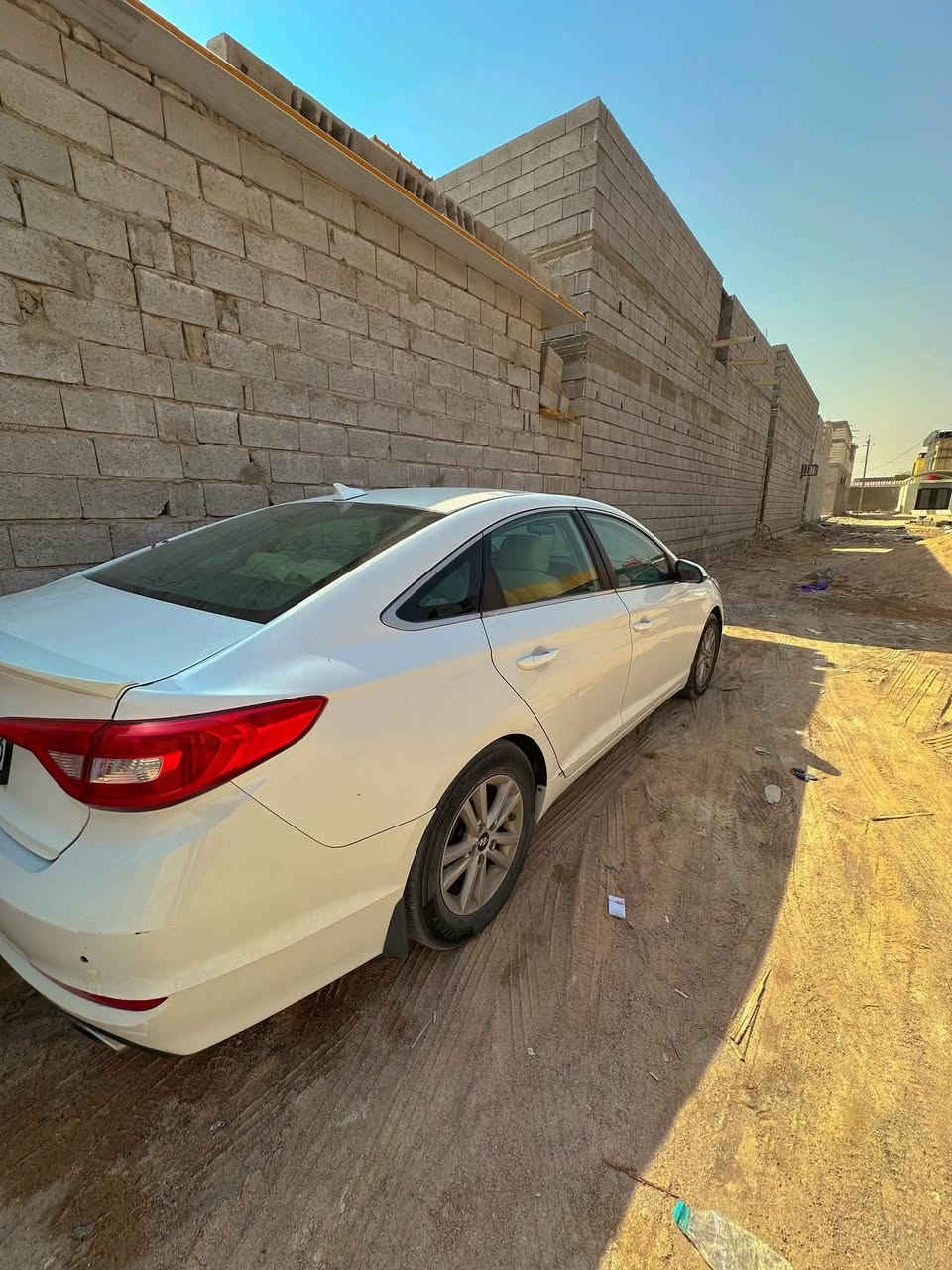 سلام عليكم
سوناتا موديل 15 
وارد أمريكي  سيارة حلوة ونضيفة الضربة مالته بس بنيد مبدل 
السيارة بأسمي /بصرة /خور الزبير والبدي مالته بس تقشير القمارة وجزء ناعم بالباب 
السعر 95فقل 
الاستفسار ***********
