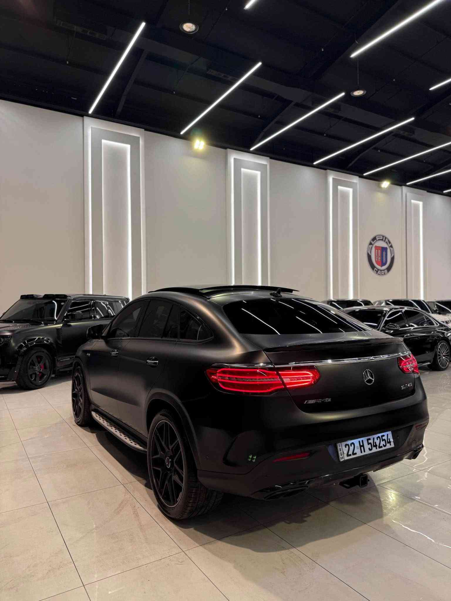 GLE 43 AMG • وارد امريكي • بدون صبوغ