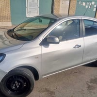 نيسان صني • ٢٠٢٢ • بها قطعتين