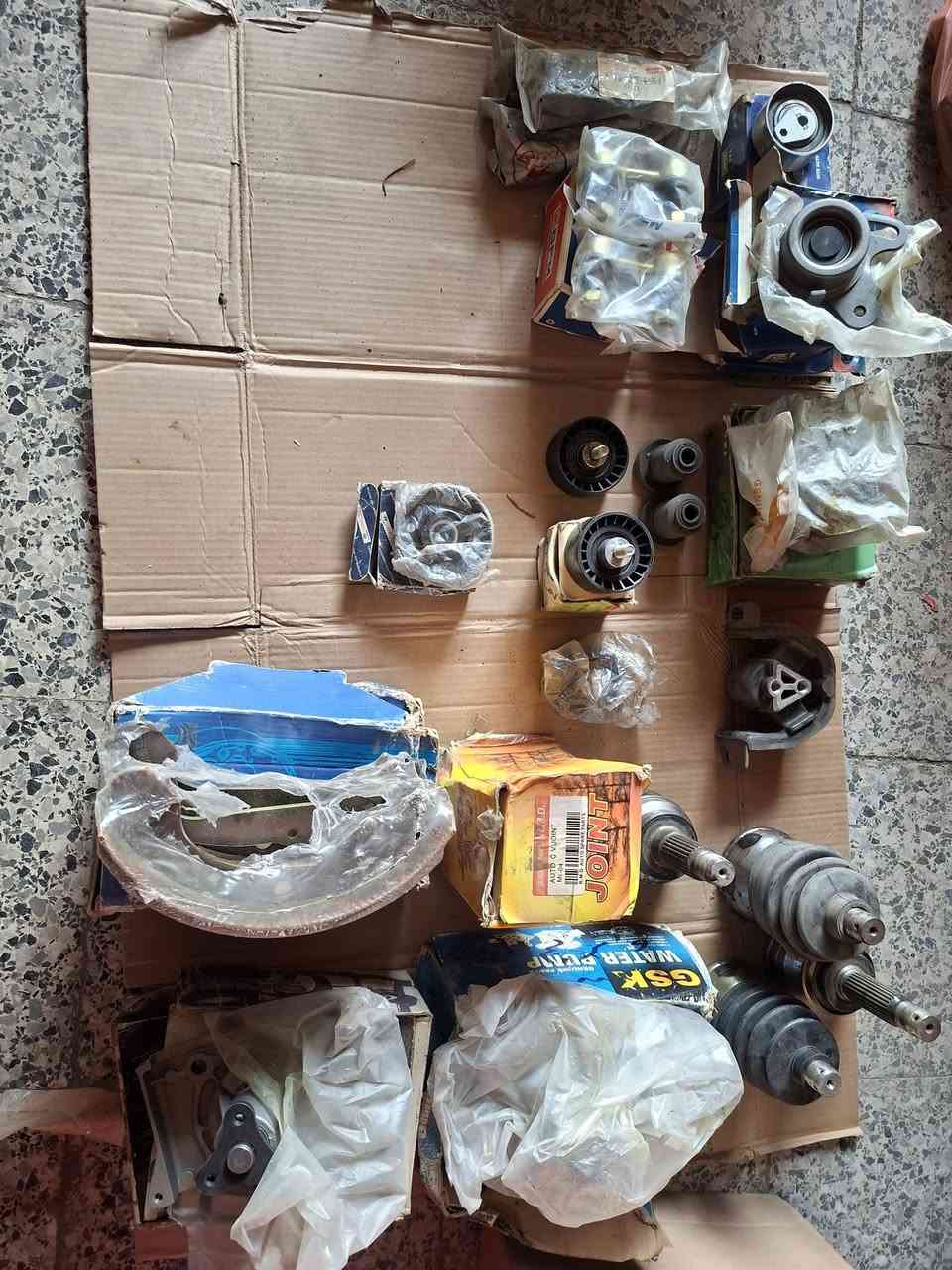 ادوات دايو سيفيا النترا سوناتا قديم اوبل تصفية محل تباع بالكامل ***********
