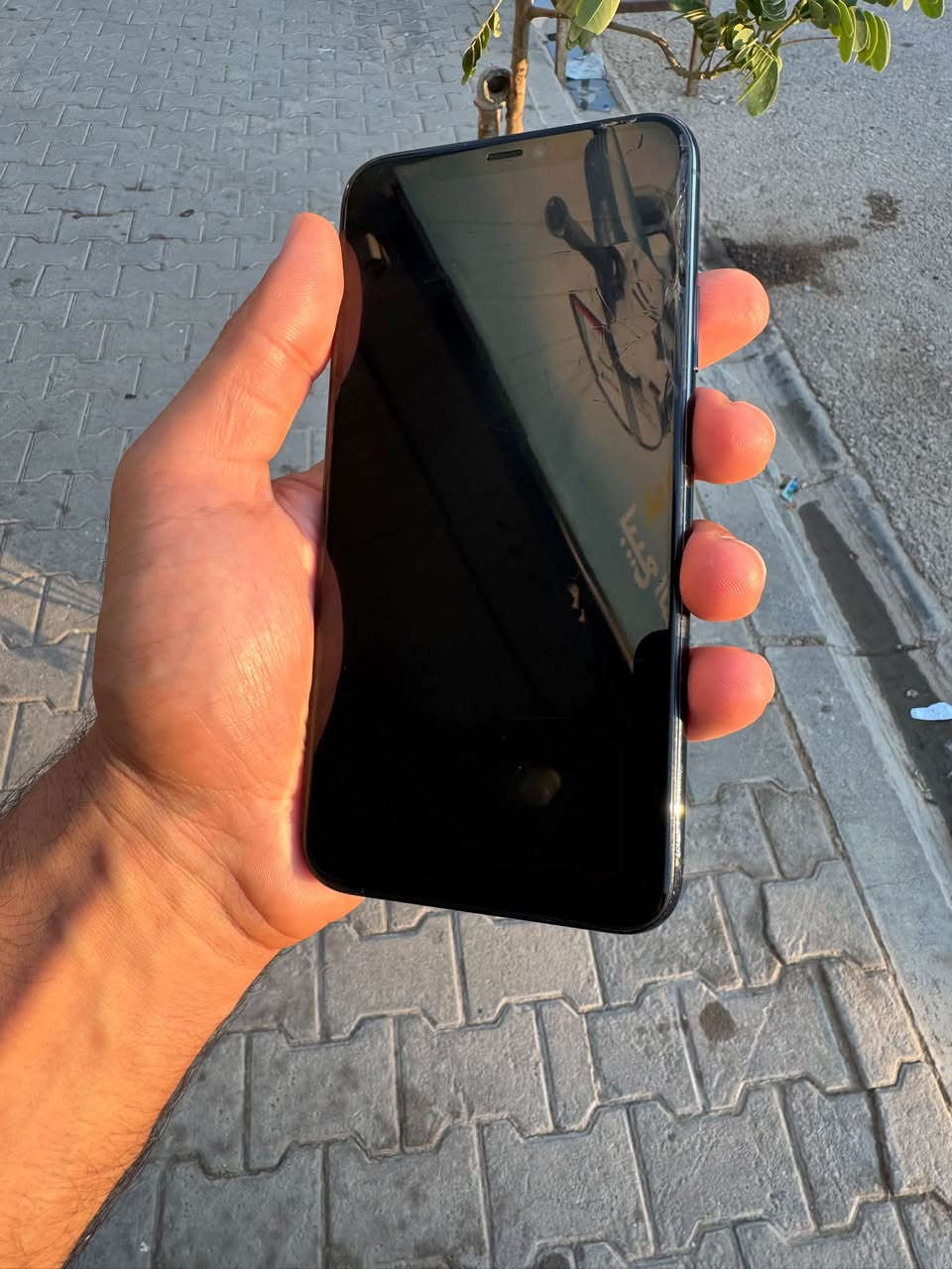 آيفون ١١ برو ماكس • ٢٥٦ • بطارية ٨٩٪