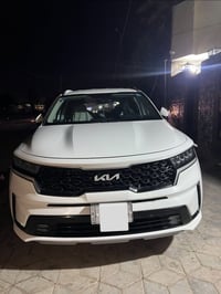 سورنتو ٢٠٢٣ • ٦ سلندر • رقم بغداد