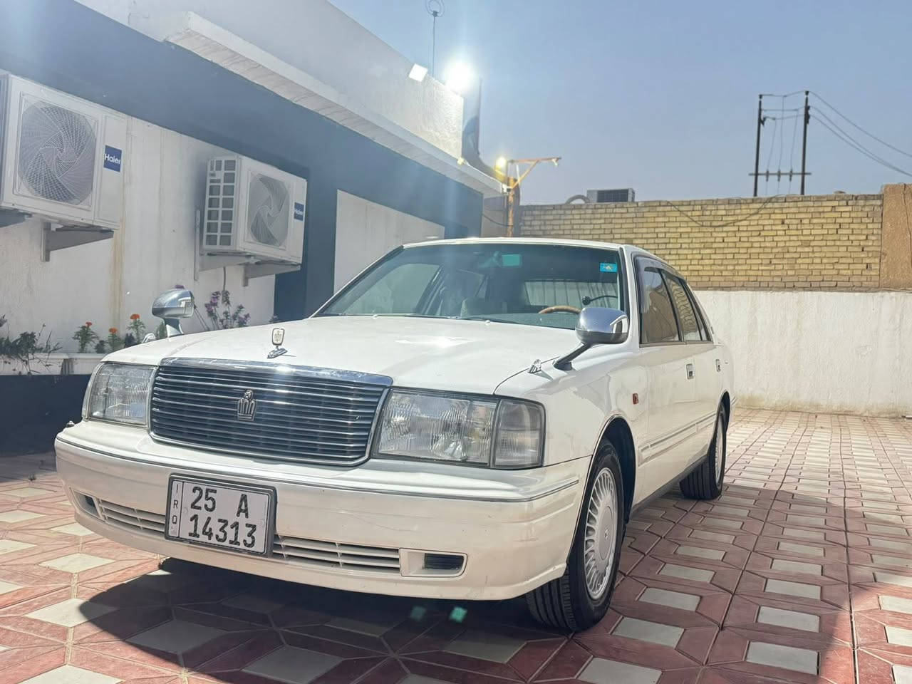 رأس الثور تكم جديده بمعنى الكلمه صدفي كفاله عامه من كولشي
بدون صبغ
بدون حادث
بدون فتح
على وضع الشركة فول مواصفات 1/1 
خمس دكم رقم كركوك انكليزي مداور ثاني 
السعر 175
الشراي يتصل 
غير متواجد عالنت 
***********

