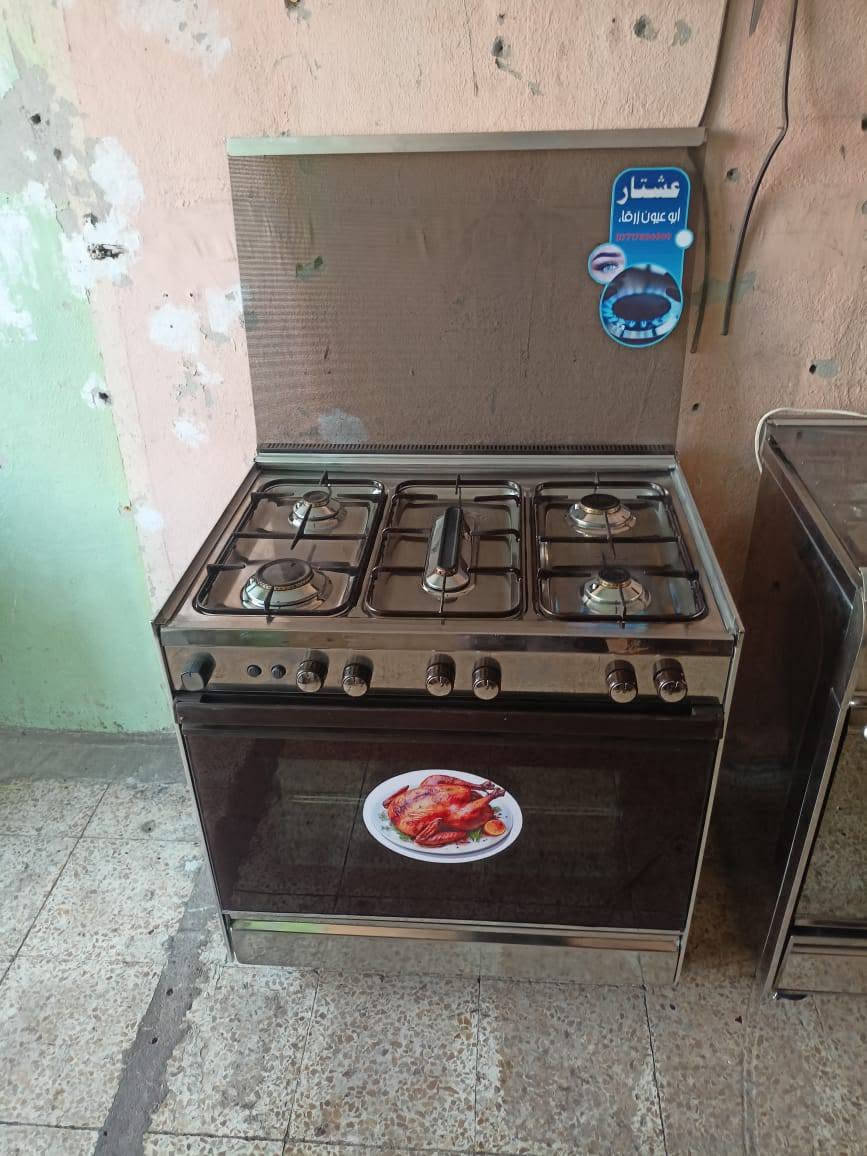 طباخات للبيع عشتار الاصلي. & يونفرسال مصري حيل نظاف كلو شغال شرط كهربائيات شغاله الفرن يشتغل خطين سوه العنوان موصل مدخل شارع العكيدات للاستفسار عالرقم وبي واتساب *********** الخاص مفتوح
