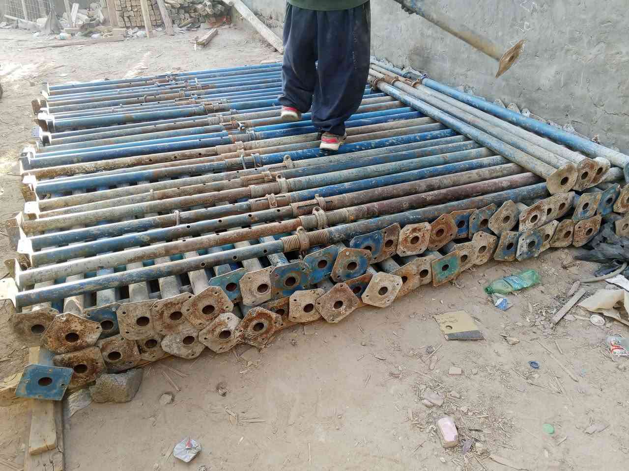 جكات حاضن للبيع طول 4 م نضيفات حيل مثل ماواضح بصوره عدد 1170 مكاني بالحله الاستفسار ***********
