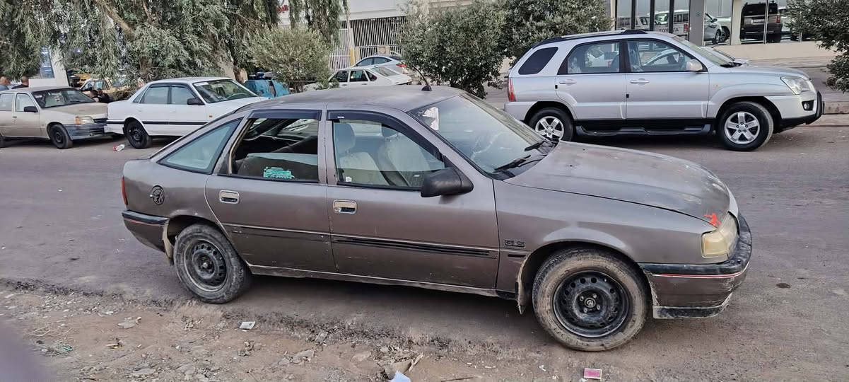 سلام عليكم فگتره 20سياره حلوه جاهز گير محرك شرط رقم ديالى شرط التحويل سنوبه عضم بيع متوازي لحد لا يكتبلي مراوس ما اراوس اقصاد ما ابيع السعر 15بي مجال عنواني موصل القبه ***********
