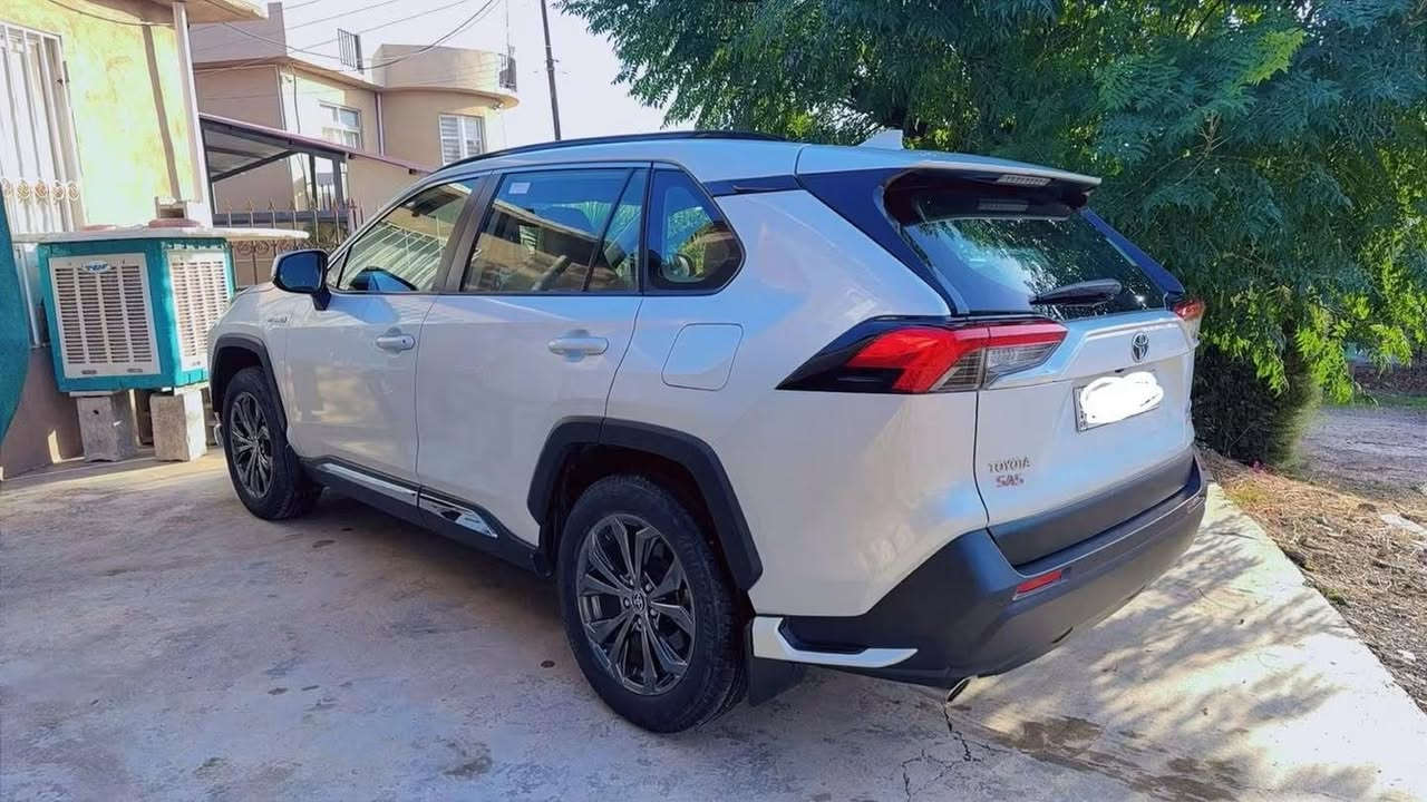 كامري • هايبرد • ٢٠٢٥