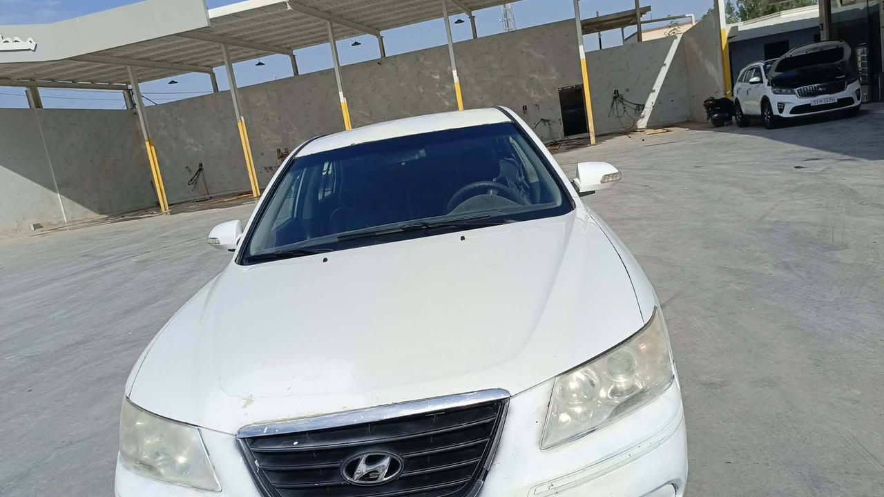 السلام عليكم سوناتا موديل 9 محرك 2000 ستوني شاده منظومه تبريد جديده تخم تاير ويل كب أصلي حادثه الايرباك طاك وقطعتين  يرادله صبغه جراد فقط فقط أما الباقي كفاله رقم بغداد دولي السعر 100وبيه مجال.. *********** وتساب فقط
