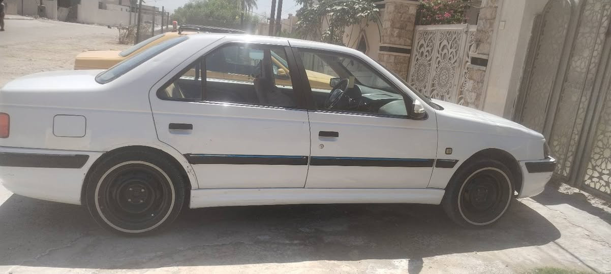 سلام عليكم بيجو بارص موديل 2018 مكفوله من ضربه وصبغ سياره كير ومكينه خير من الله تبريد ثلج سياره جاهزه من كلشي بس بيه شمعه جهت بصف سايق وكفه تايرت خط ابيض جوهه مصالي ٣ اشهر من مخذهن سعر ٦٠ وبي مجال حك جيه رقم *********** بي وتساب
