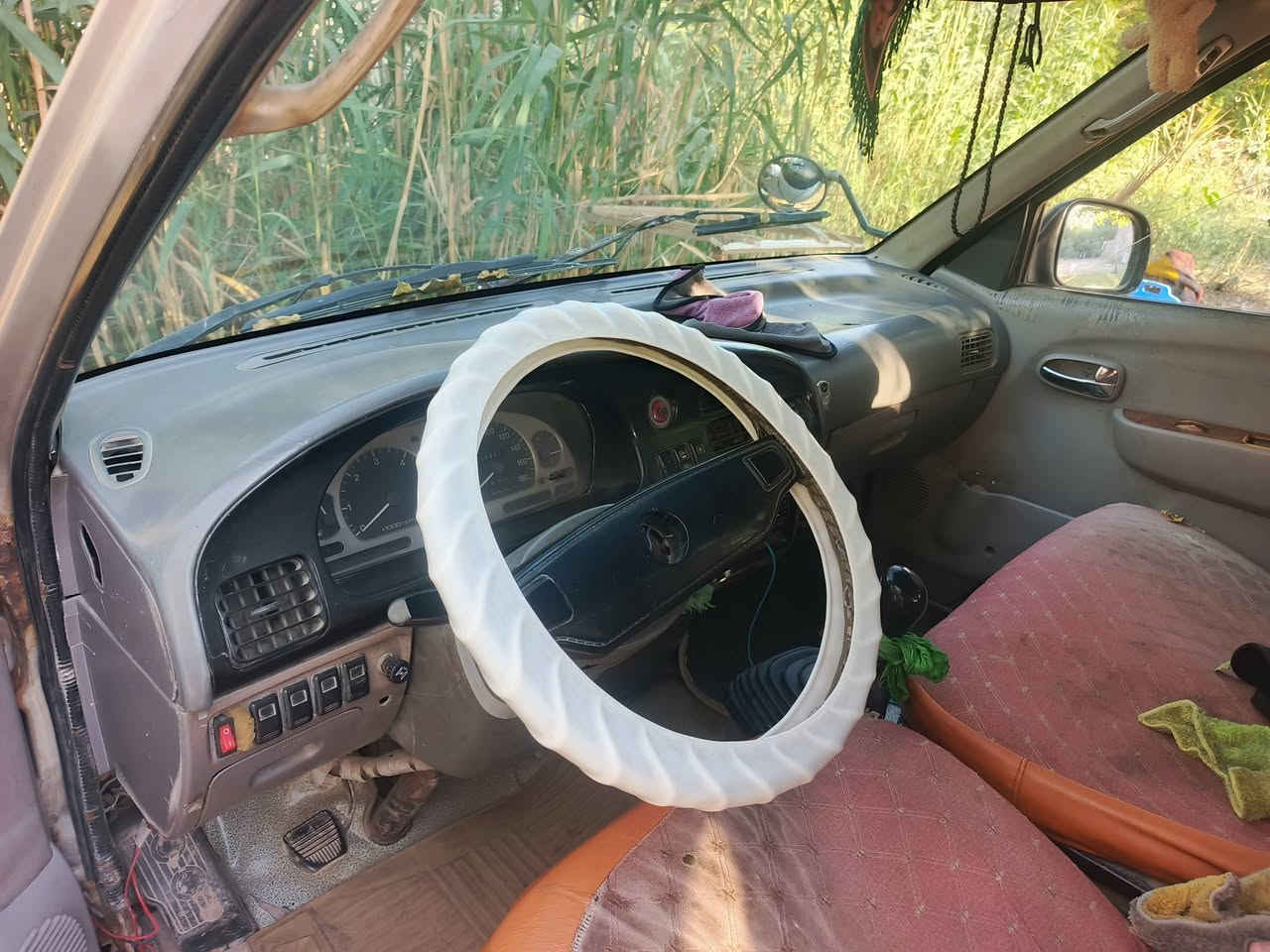 السلام عليكم بريجو موديل 95كير محرك مكفولات اكسن ونه خفيفه حداديه نص عمر تخم تاير دوشمه جديده السياره جاهزه وصل خط كوفه نجف مصفره السعر 45وبيها مجال ***********قليل المكان الكوفه
