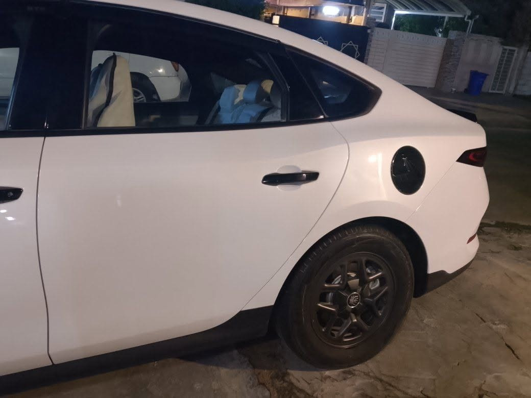 للبيع كن بلاص داخل ابيض ماشية  9الاف الكلي بغداد باسمي السيارة جاهزة للاخير حوضيات فرشت دشبول غلاف ستيرن غلاف كشنات تغليف جلاتين حتئ الكير . سوادات سبايدر  مطريات السيارة جاهزة للاخير  .
السعر 20و250 قفل تعجبك علئ راسي  متعجبك اعبر المنشور الله يوفق الجميع .***********.
