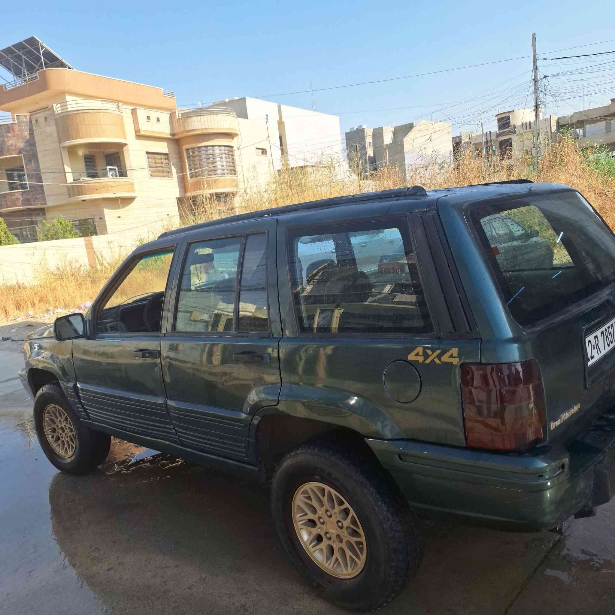 جيب شيروكي موديل ٩١ رقم نينوه انكليزي سعر ٤٠ بي مجال تواصل ***********
