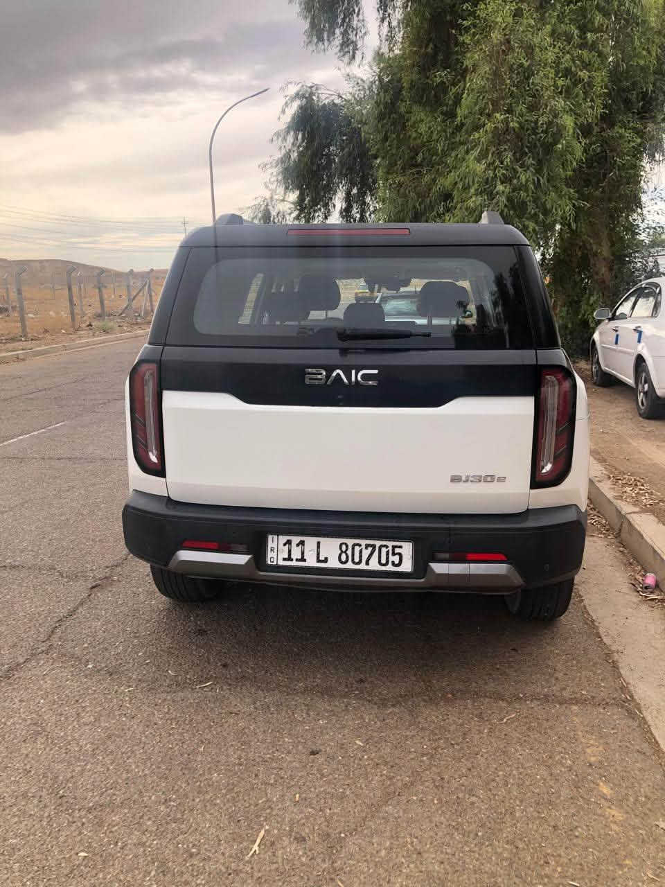 من رخصة الادمن للبيع سيارة baIc( بايك )BJ30 دفع رباعي 4/4 هايبرد موديل 2025
المواصفات :

* شاشة وسطية 14.6 بوصة

* شاشة عدادات 10.25 بوصة

* فتحة سقف بانورامية

* مقاعد جلد

* تسخين وتبريد المقاعد في بعض الفئات

* إضاءة LED

* مثبت سرعة متكيف وأنظمة مساعدة للسائق

* 6 وسائد هوائية

* عدة أوضاع للقيادة والطرق الوعرة. 

السيارة تحويل مباشر رقم دولي بغداد  

السعر  ٢٠٠ ورقة وبيها مجال للشراي 

للأستفسار. اللاتصال ***********

