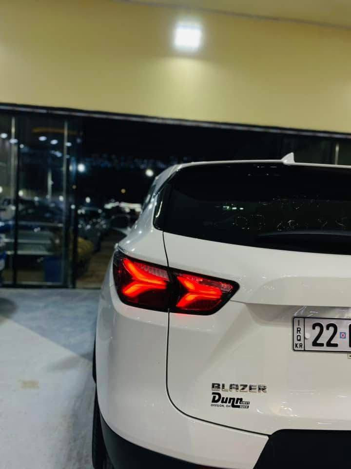 سلام عليكم
بلايزر 2021 V6 المحرك 3600CC امريكي 
الضرر بنيد و جاملغ ايسر بارد
السيارة ماشية 72 الف
السيارة اربع بصمات
تحديد مسار
كروس سرعة متفاعل
تحكم ستيرن جهتين
تشغيل عن بعد
و باقي مواصفات السيارة المعروفة
السيارة مكانها نجف
للاستفسار الاتصال على الرقم
***********
