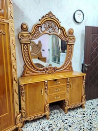 غرفة نوم • للبيع