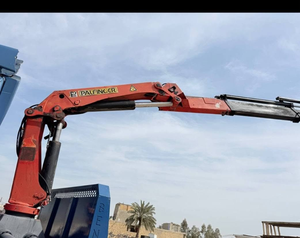 سلام عليكم
جهاز بافنكر ٨ طن ٤ سلايتات هايدروليك
السعر ٦٠
الجهاز عل الفحص مشدود عل السياره 
***********
