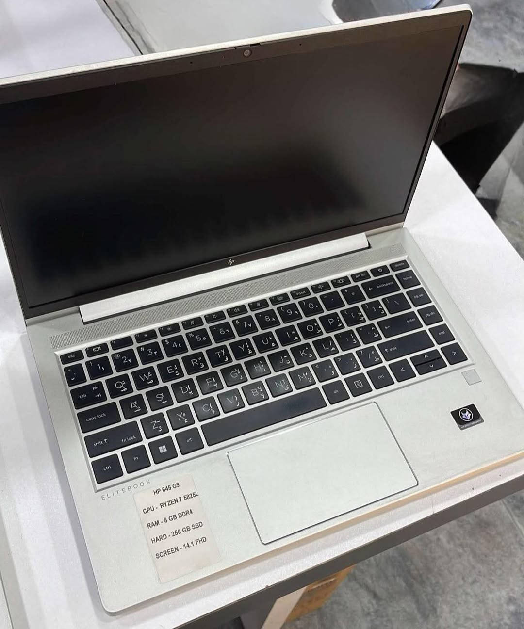 HP PROBOOK 645 G9
CPU: RYZEN 7 5825U

المعالج قوي  يعادل CORI 7 GEN 12  

مناسب للالعاب والبرامج الهندسيه 

RAM: 8 GB DDR4

HARD: 256 GB SSD
16 خيط (Threads)
 
8 أنوية (Cores)

داخلي GPU: AMD SHARED 4G

SCREEN: 14.0" FHD

نظافه 95% 

التوصيل مجاني + ضمان صيانه 

السعر 475 الف 

واتساب ***********

نص مكتوب في الصور:
- AMD Ryzen 7 5825U with Radeon Graphics 60 seconds Utilization 6% Speed 2.00 GHz Processes 184 Threads 3222 Handles 70127 Up time 0:00:00:48 Base speed: 2.00 GHz Sockets: 1 Cores: 8 Logical processors: 16 Virtualization: Enabled L1 cache: 512 KB L2 cache: 4.0 MB L3 cache: 16.0 MB