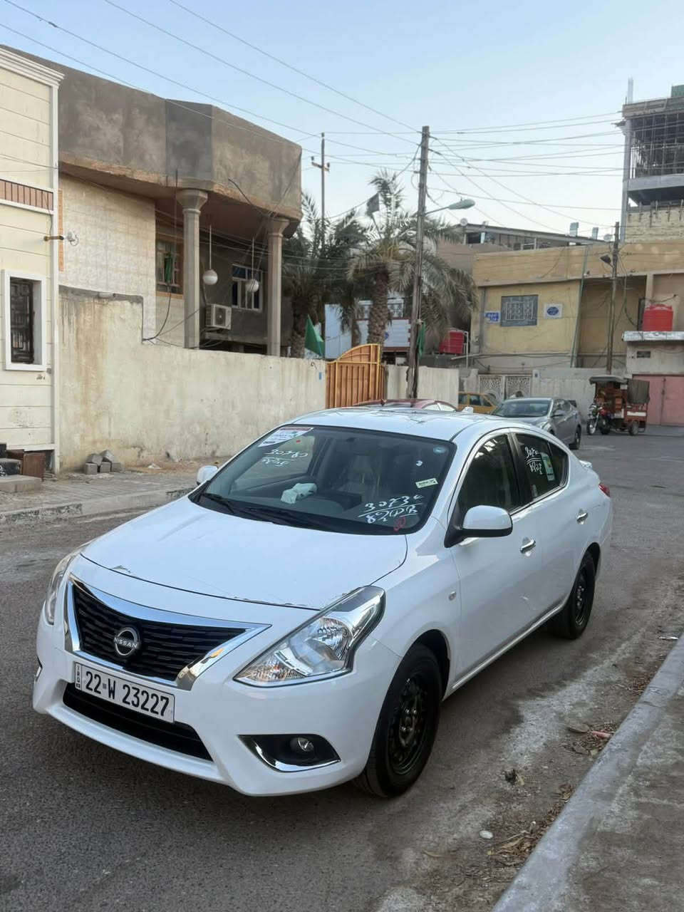 السلام عليكم نيسان صني موديل ٢٠٢٥ كفاله ما عدى شخط خفيف بالبنيد هندية اصل ماشية ١١ الف حقيقي وكاله باسمي السعر ١٢٩ وبيها مجال بسيط مكان البصرة الاستفسار 
***********
