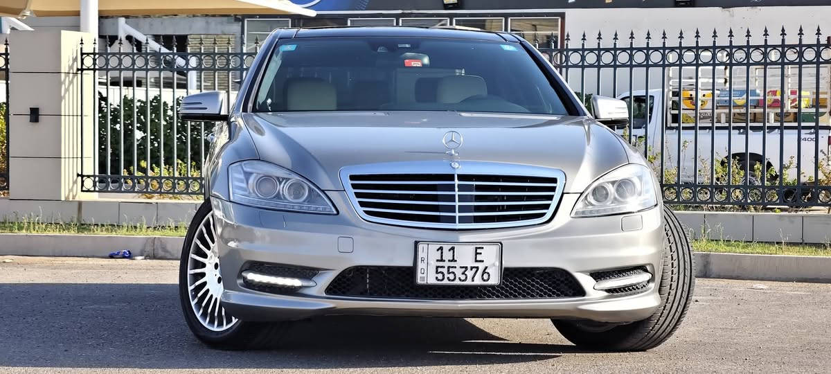 تحفه للبيع S600 
موديل 2006
محرك V12 
ماشيه 68 الف
517 هورس بور 
باب طويل فول مواصفات للاخير 
رقم بغداد بسمي تحويل ثاني يوم
السعر 225 ورقه 
عنواني واسط الكوت 
للاستفسار الاتصال على الرقم 
***********
***********
