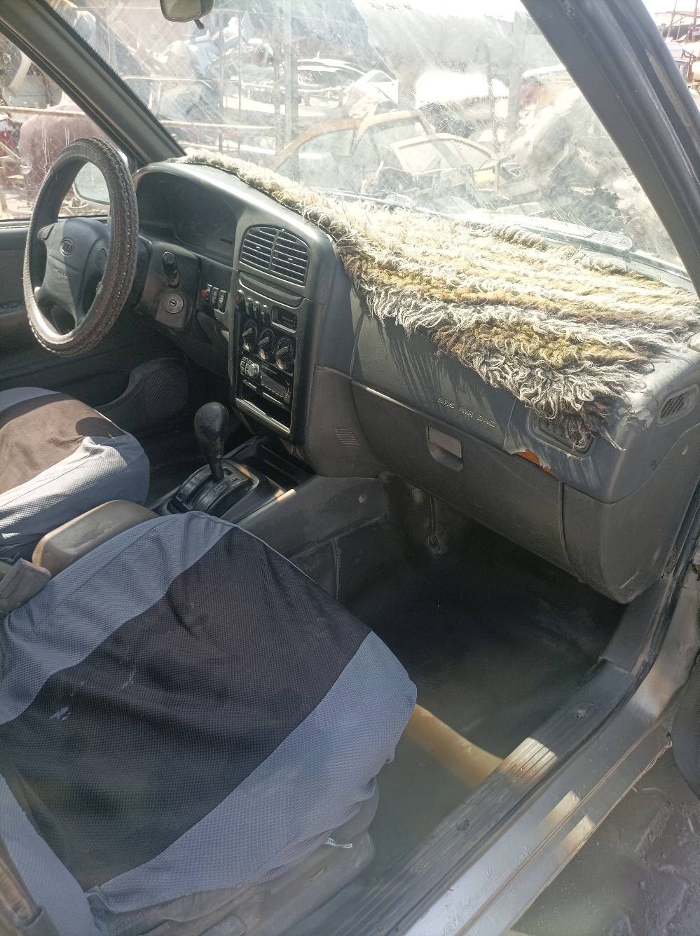 كيه سبورتج موديل٢٠٠٠مكينه وكيراتوتماتيك مكفولا تبريدفول بسمي حله مركز مدينه٤٢$